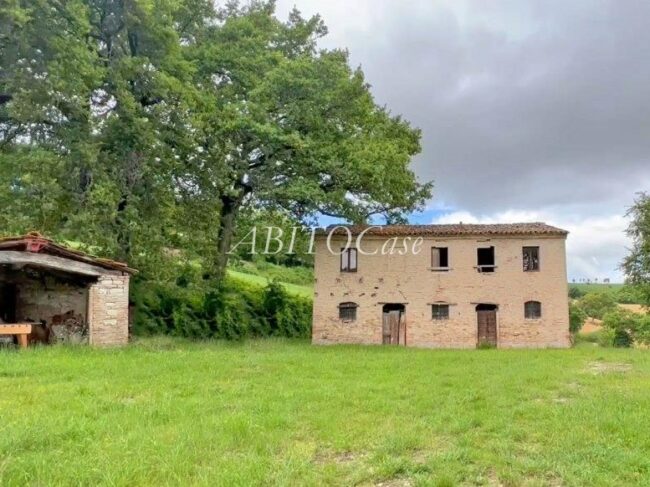 Casale Lorenzo