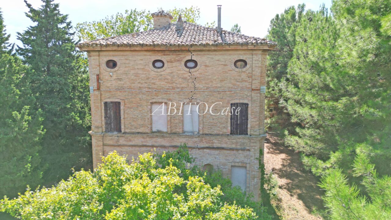 Villa Corona
