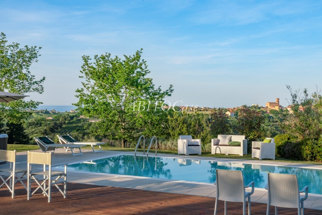 Villa Costanzo