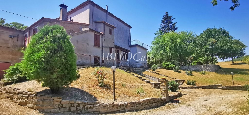 Casale Latifondo