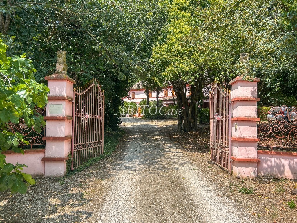 Casale Florae