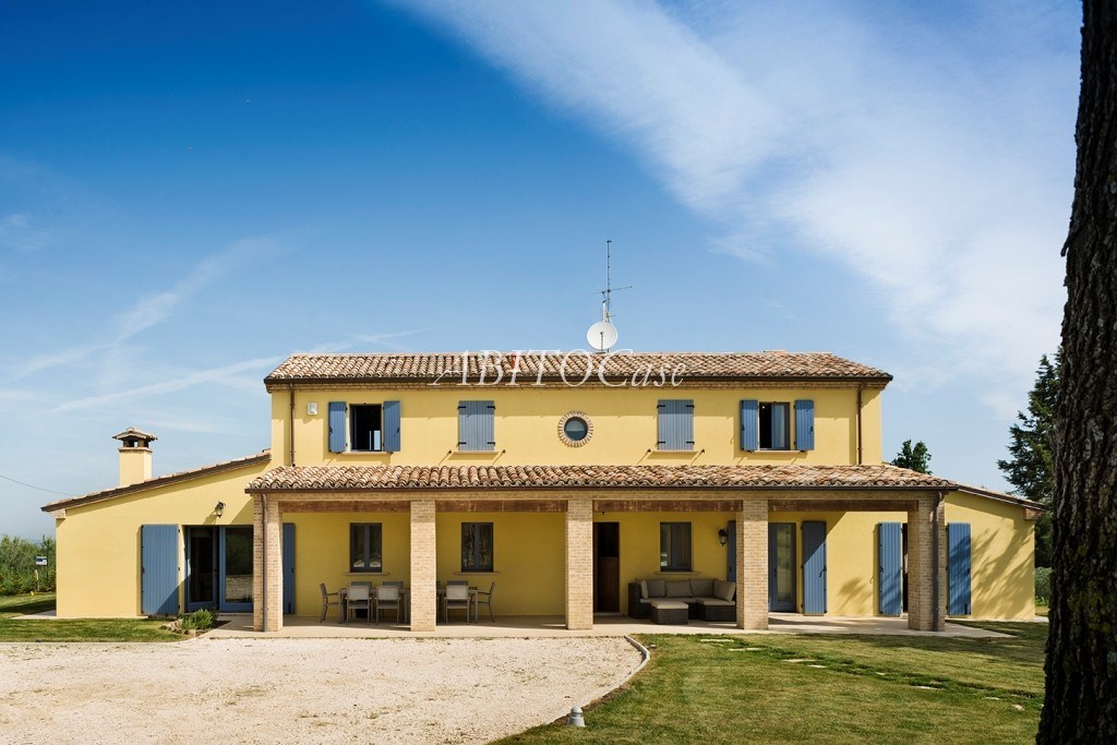 Villa Costanzo