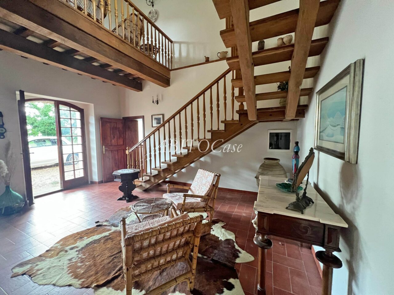 Casa White