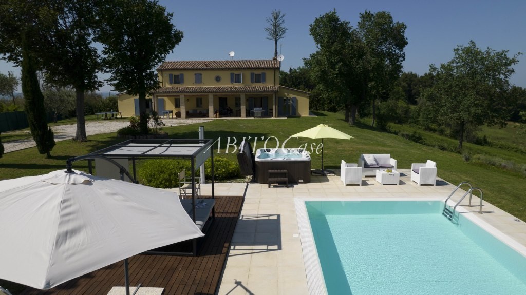 Villa Costanzo