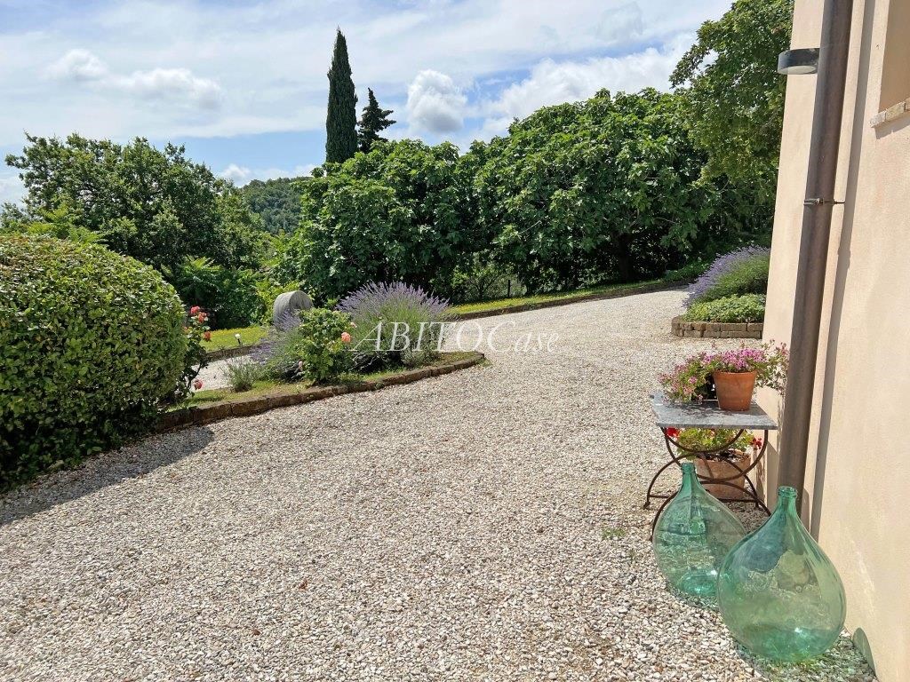 Borgo Paradiso