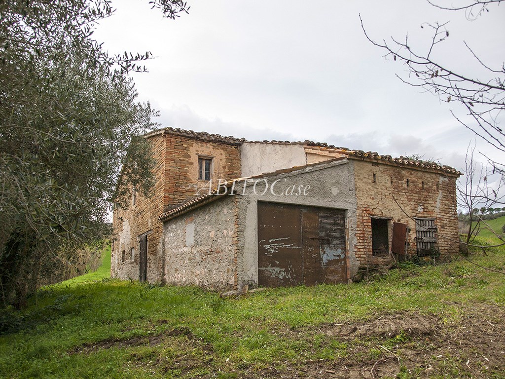 Casale Loretello