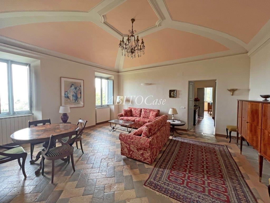 Borgo Paradiso