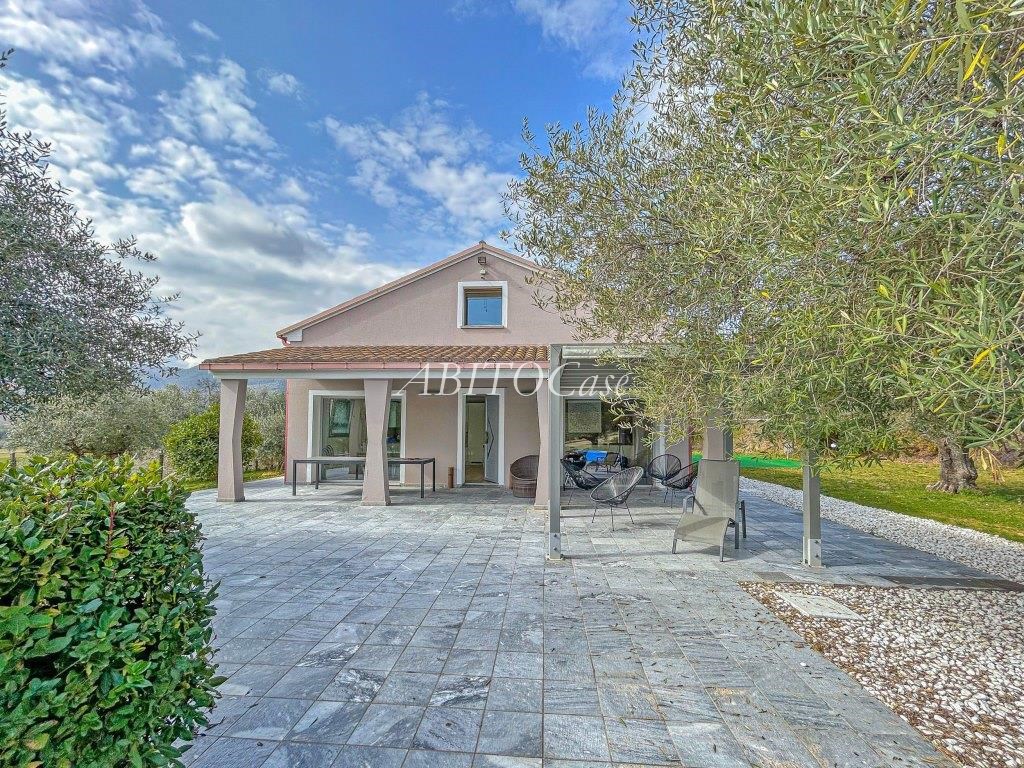 Villa Moderna