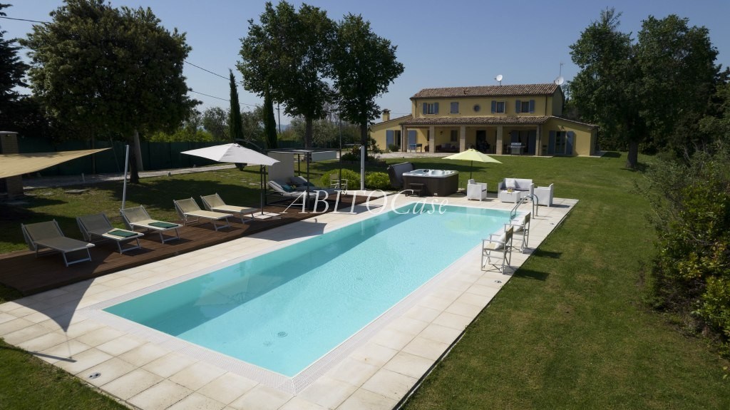 Villa Costanzo