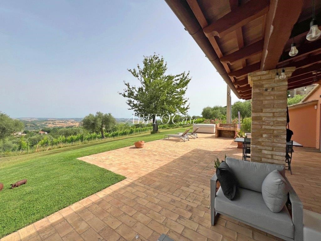 Casale Terracotta