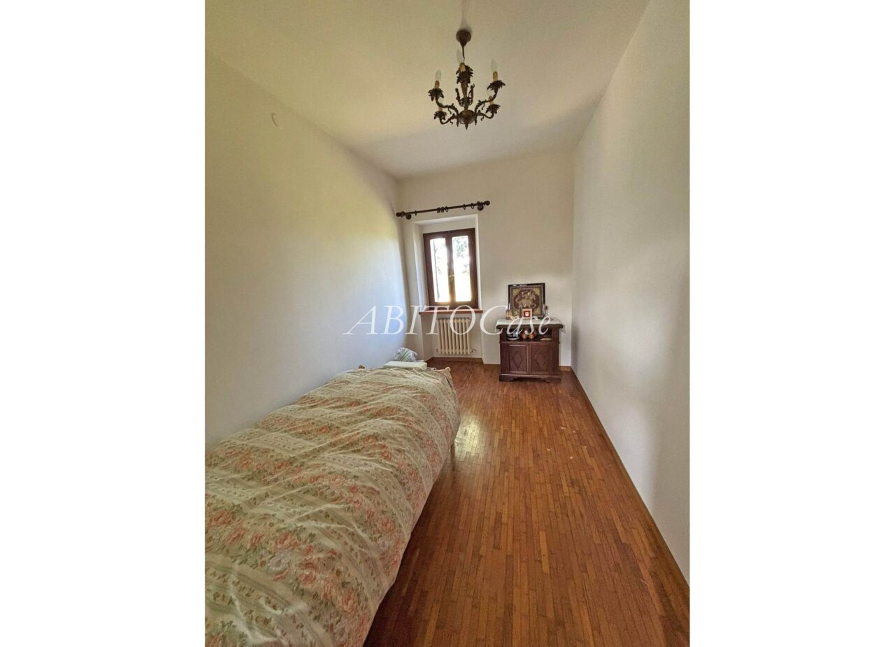 Casa White