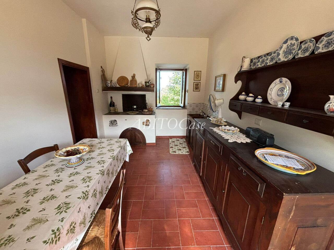 Casa White