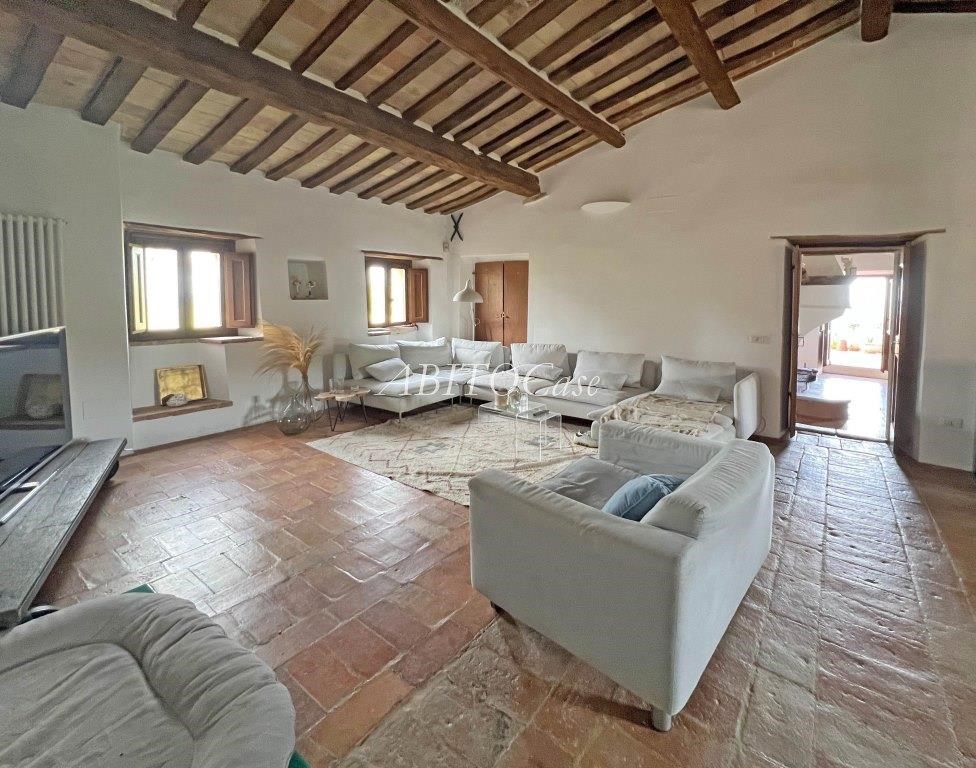 Borgo Paradiso