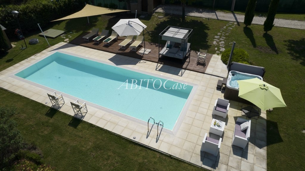 Villa Costanzo