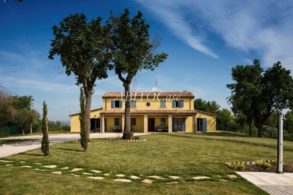 Villa Costanzo
