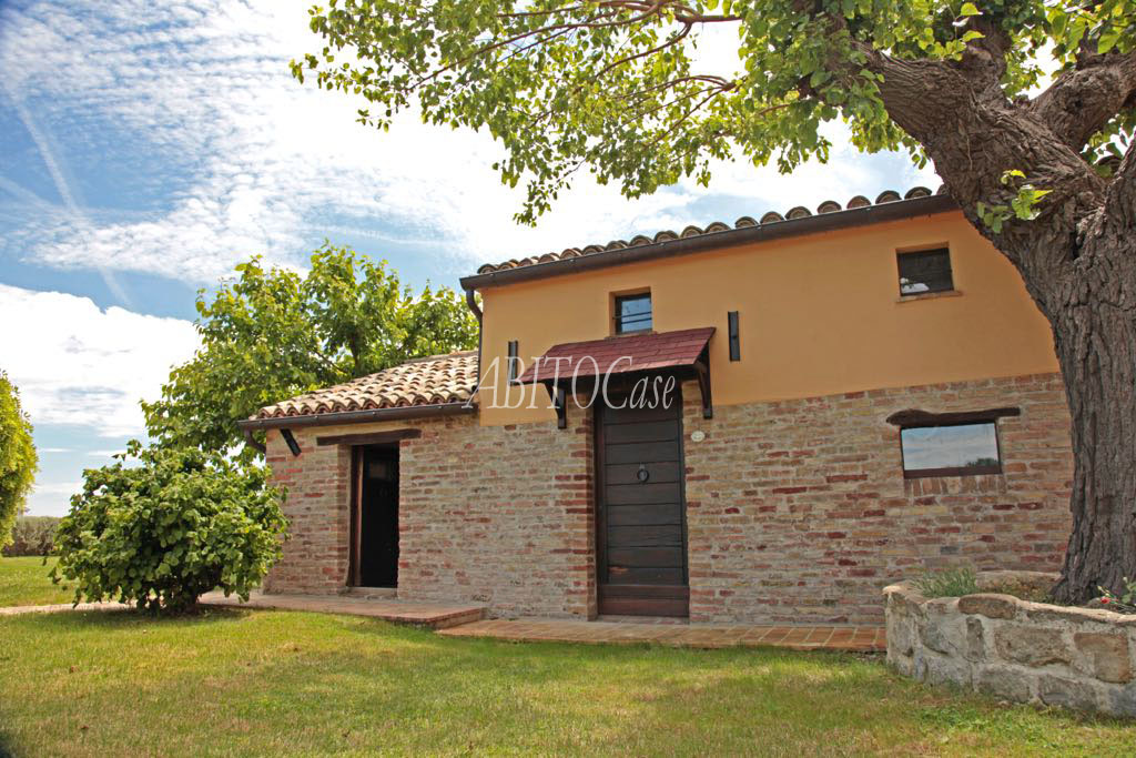 Al Casale delle Rose con piscina