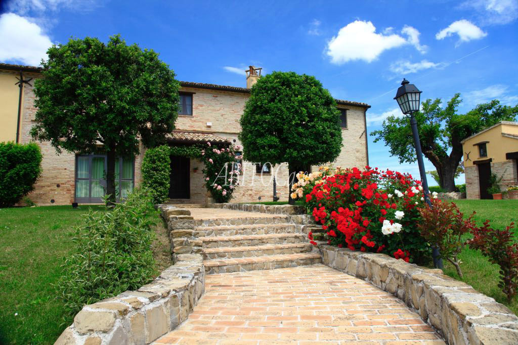 Al Casale delle Rose con piscina