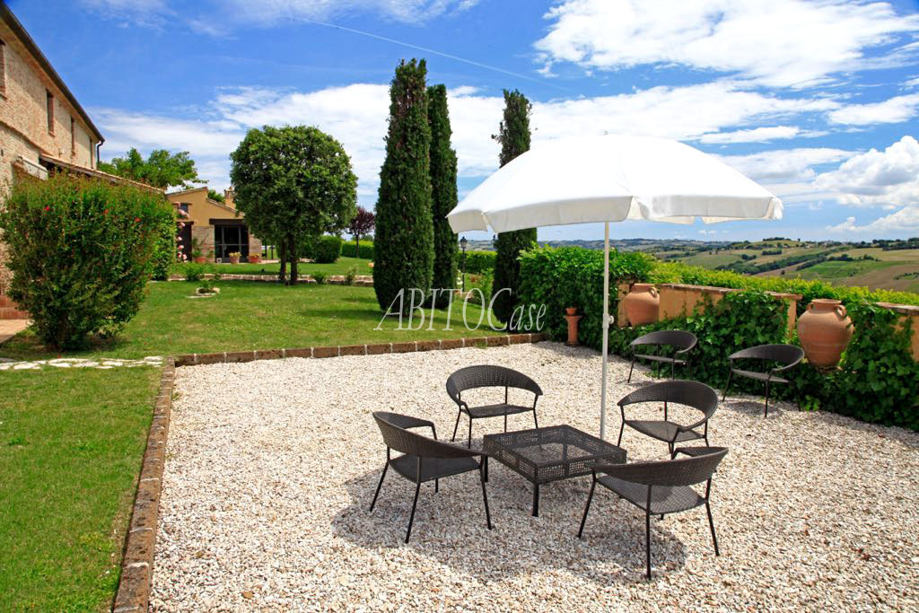 Al Casale delle Rose con piscina
