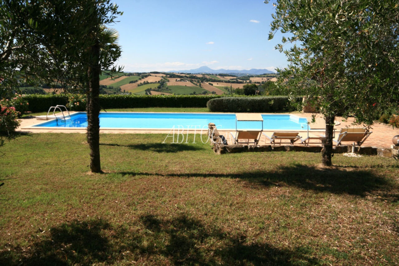 Al Casale delle Rose con piscina