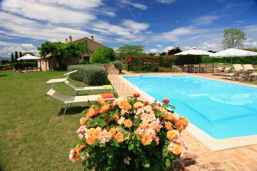 Al Casale delle Rose con piscina